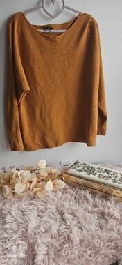 Vita Milano Women's Mustard Yellow Long Sleeve Round Neck Sweater Size M